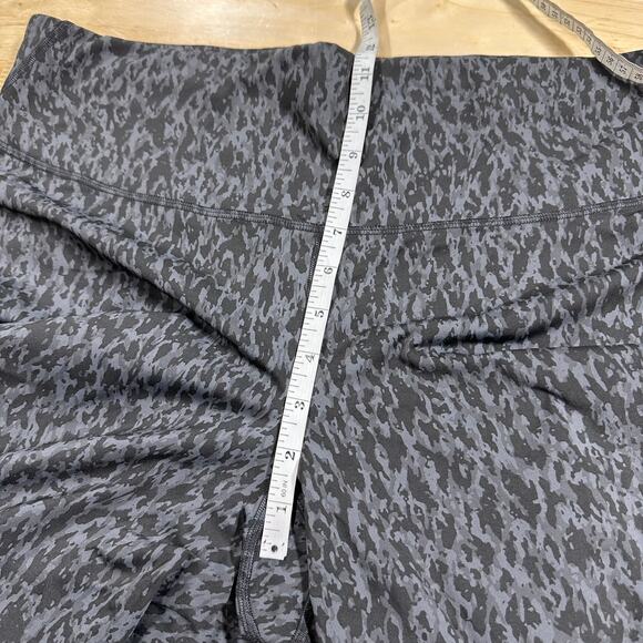 Lululemon Base Pace High Rise Running Tight Camo Deep Coal Women's Size 18 EUC - Picture 8 of 9